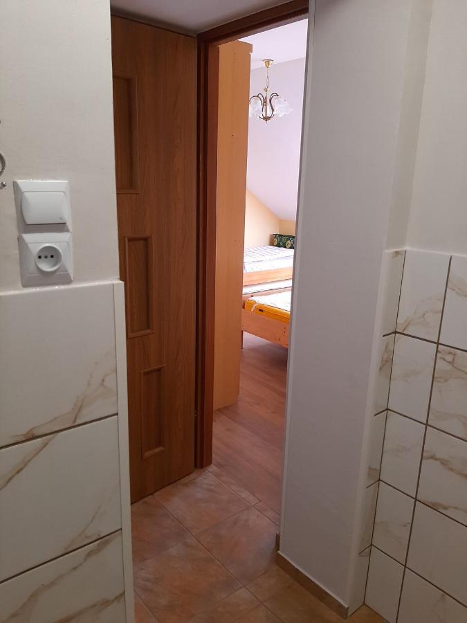 Lubiatow Der Kleine Bauernhof Keine Arbeiter Zadnych Pracownikow公寓 外观 照片
